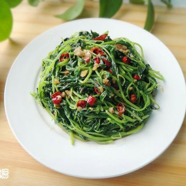 食療補(bǔ)氣血，改善手腳冰涼